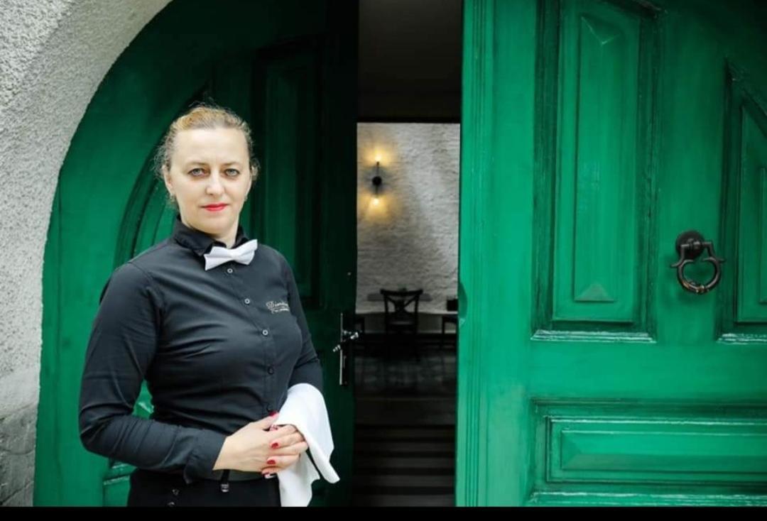 Pensiunea Casa Dimitrios-Băile Herculane エクステリア 写真